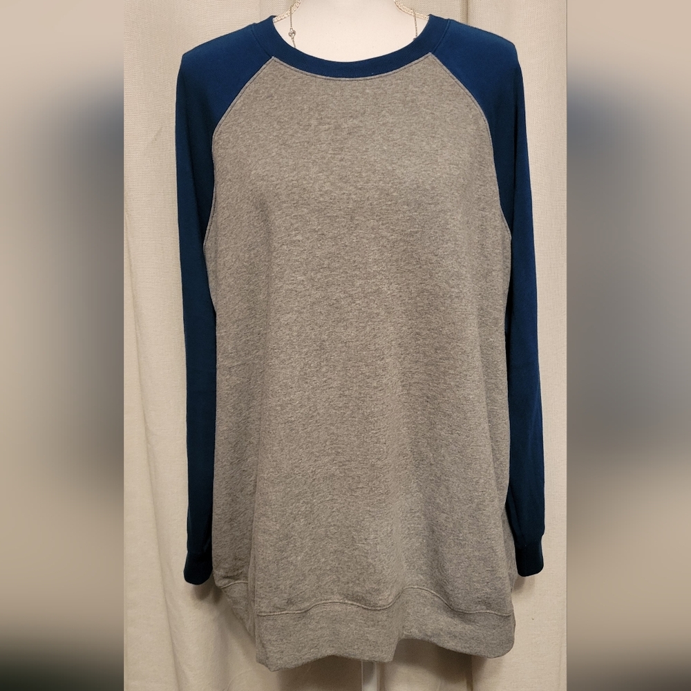 NEW! Cozy Fleece Crew Neck Raglan Sweatshirt